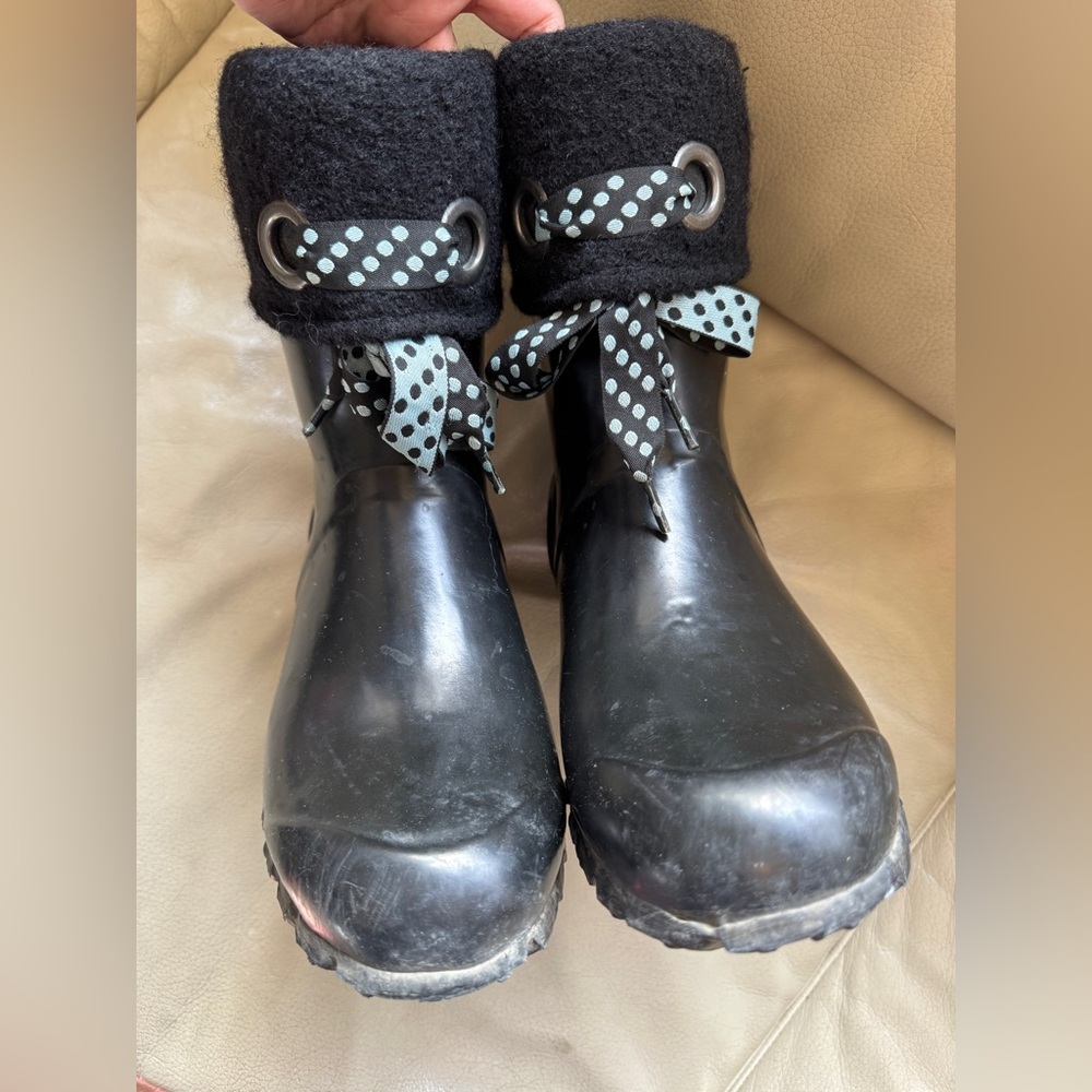 Bogs Rubber Rain Boots Womens size 9 US